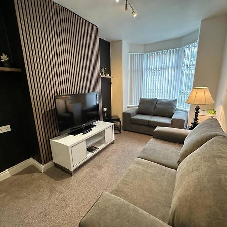 2Br Stylish Ormeau Road House Villa Belfast Bagian luar foto