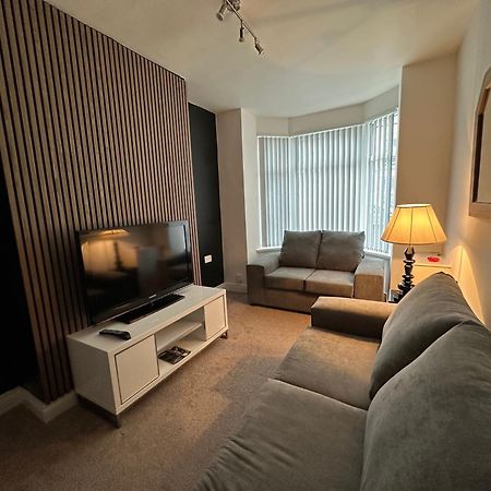 2Br Stylish Ormeau Road House Villa Belfast Bagian luar foto